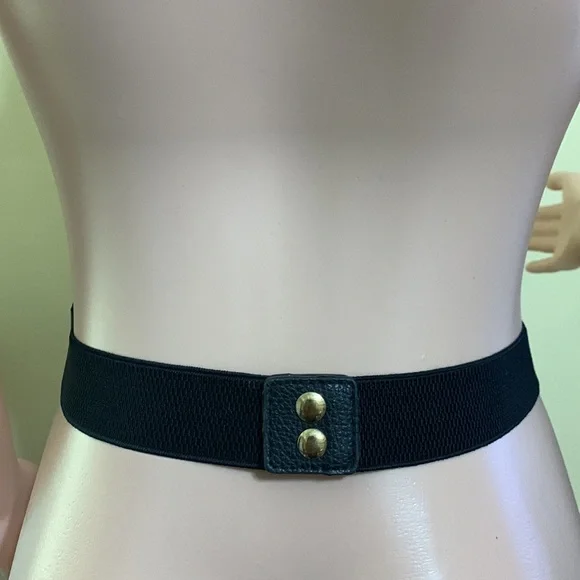 🔥Ladies Gold Studded Fashion Belt🔥 - Picture 2 of 2